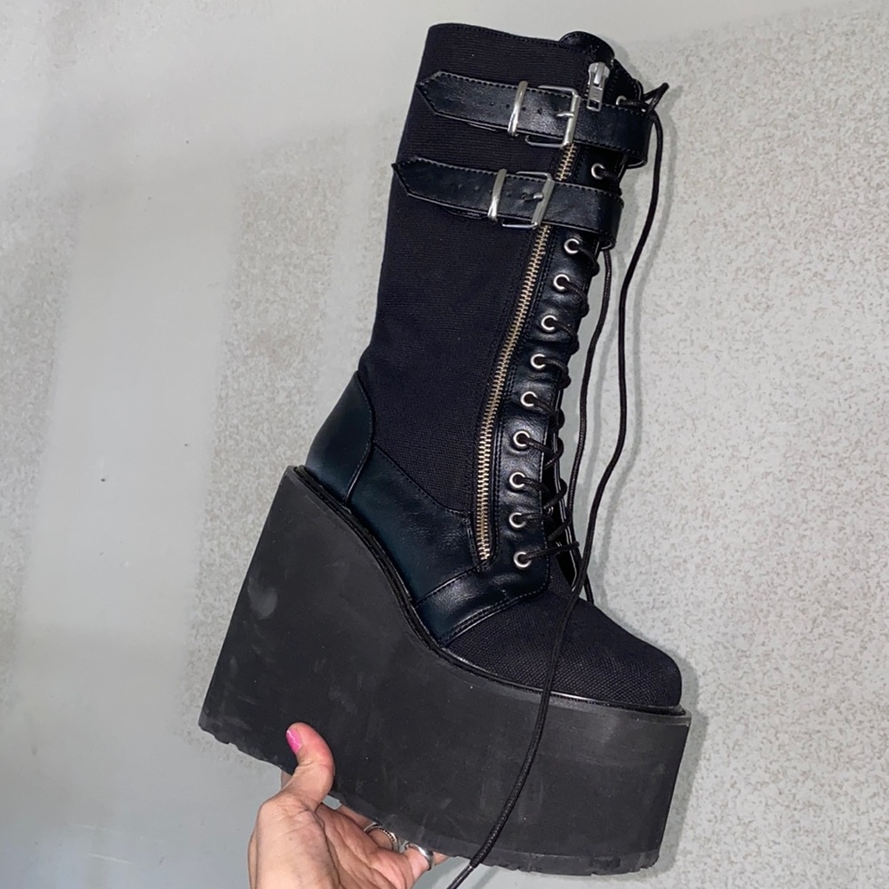 DEMONiA SWiNG 221 BOOTZ